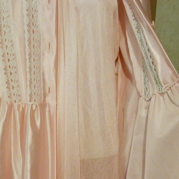 Miss Diva Robe and gown set - Picture 5 of 9